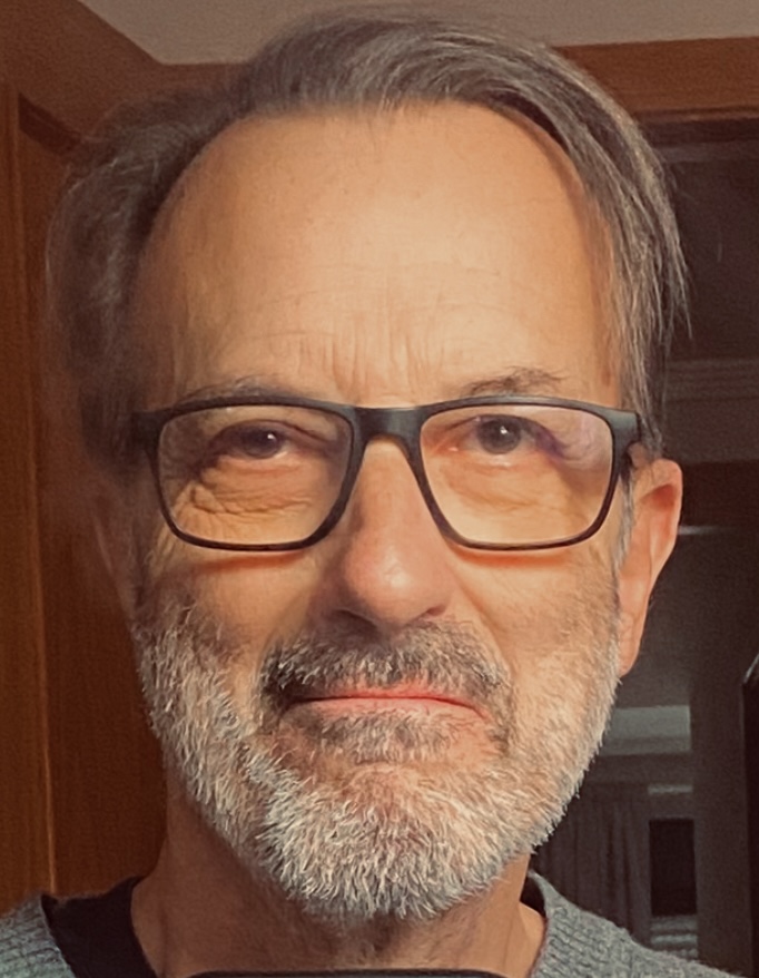 carlos autorretrato 2025